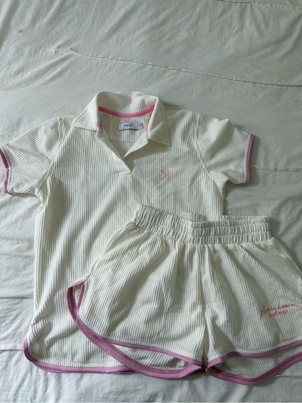 Colombian brand Women's Short Sleeve Polo Tee & Shorts Set in Cream with Pink Tr